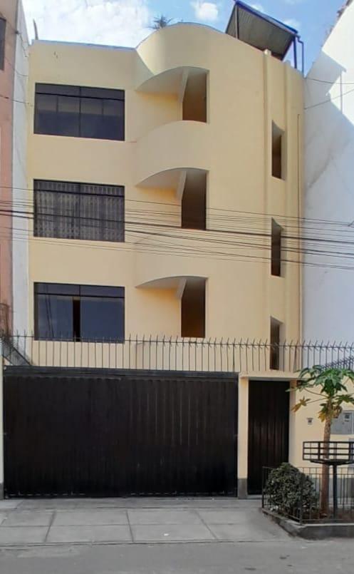 Venta de Departamento en Ate - Lima 3 Dormitorios 