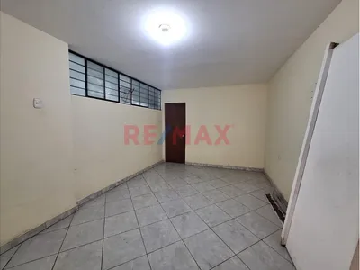 Se Alquila Dpto 1Er Piso - El Agustino