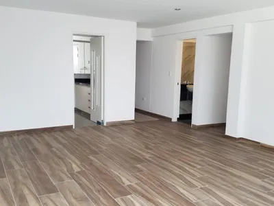 Venta de Departamento en Santiago de Surco - Lima 3 Dormitorios