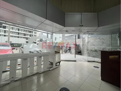 Alquiler De Local Comercial En Av Rivera Navarrete San Isidro