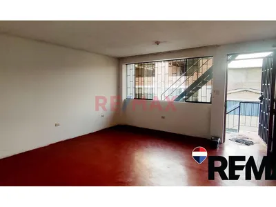 Se Vende Departamento En Cuarto Piso En Villa Maria Del Triunfo