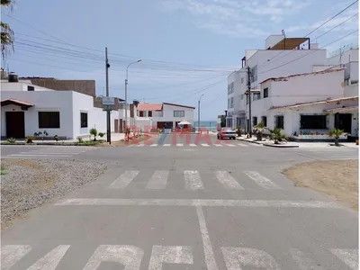Terreno En Venta En Punta Hermosa, A 30 Metros Del Malecón