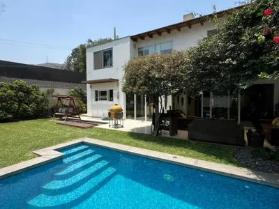 Venta de Casa en La Molina - Lima 4 Dormitorios