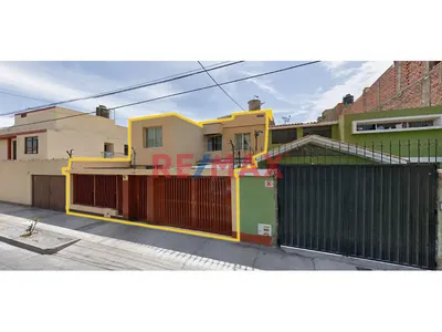 Casa en venta · Jr. Pumacurco Cdra. 01 109, San Miguel · 167 m², 5 dorm.