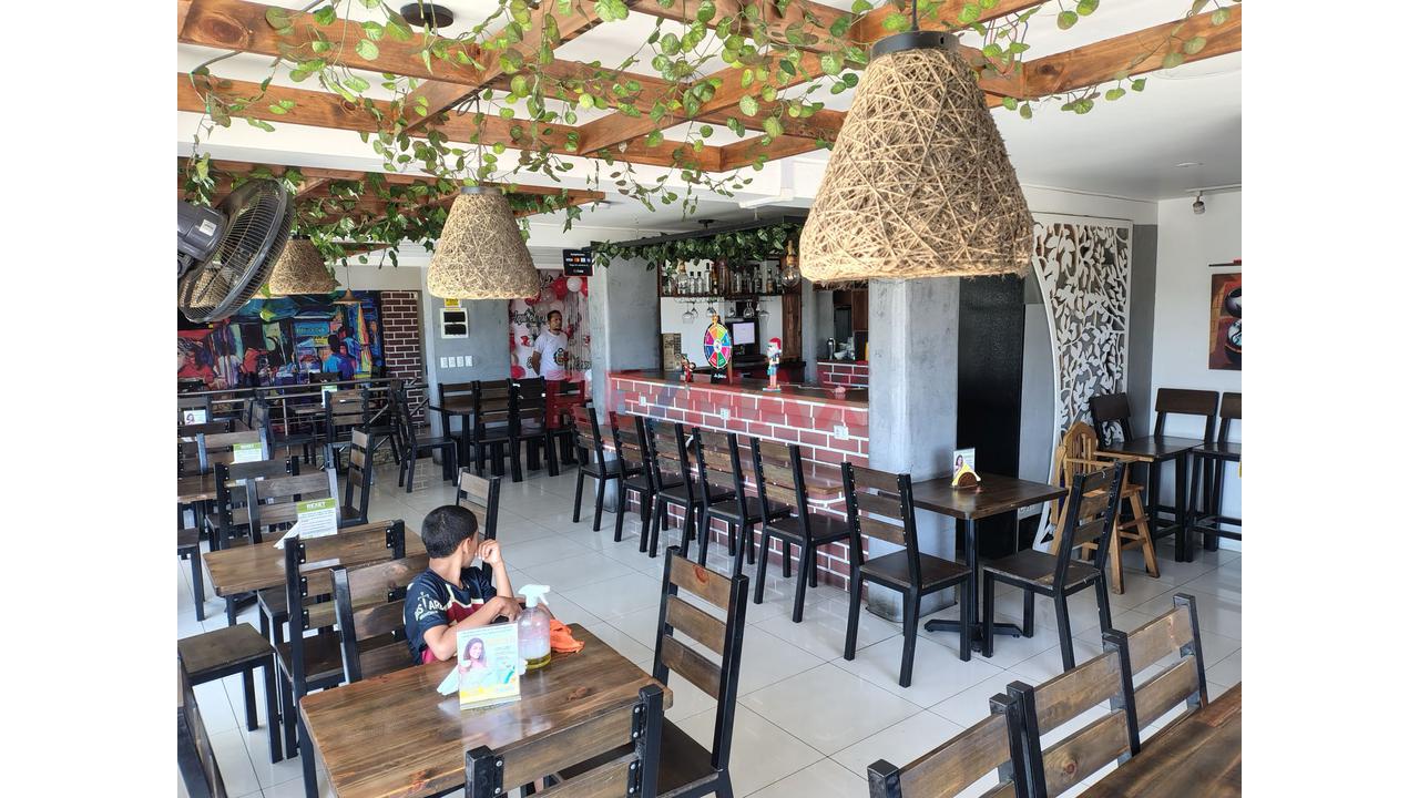 Alquiler De Local Comercial (2Do Piso) 125 M² En Esquina – Los Olivos