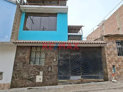 🔥 ¡Oportunidad Única! Casa 2 Pisos Mas Azotea  Y Muy Bien Ubicada En Pachacamac - Villa El Salvador 🔥