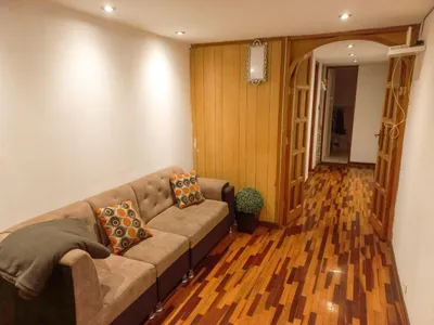 Venta de Departamento en Santiago de Surco - Lima 5 Dormitorios