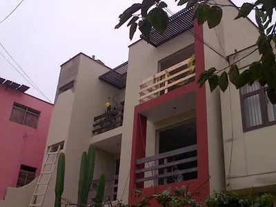 Venta de Casa en Miraflores - Lima 12 Dormitorios