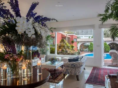 Venta de Casa en Santiago de Surco - Lima 4 Dormitorios
