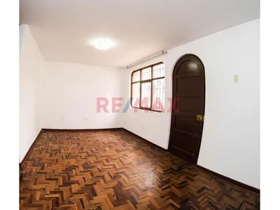 Venta de Departamento en Surquillo - Lima 2 Dormitorios