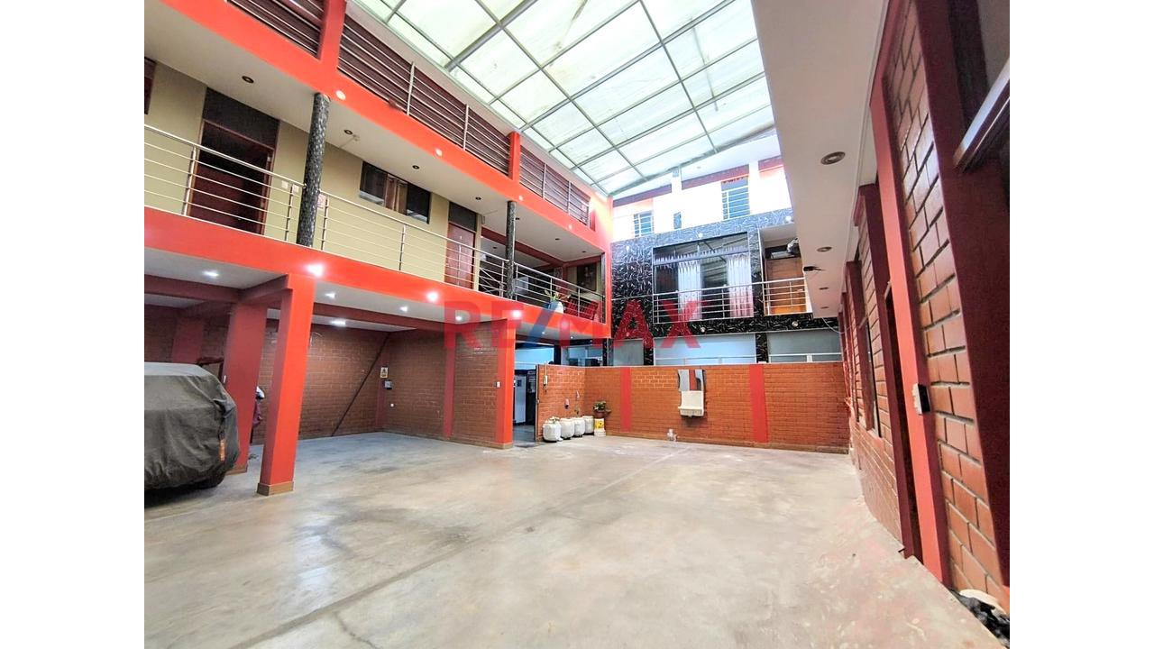 Hotel En Venta Cieneguilla De 440M2 De 4 Pisos