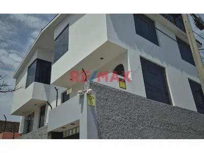 🏡✨ Se Alquila Departamento Triplex Amoblado – Urb. Las Quintanas, Trujillo ✨🏡