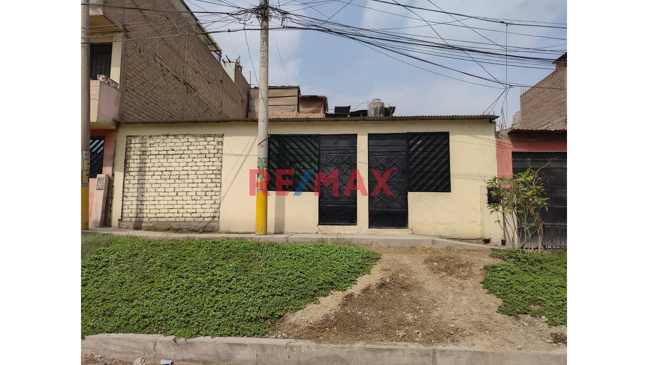 Venta De Casa Como Terreno En Comas A Espalda De La Av Trapiche