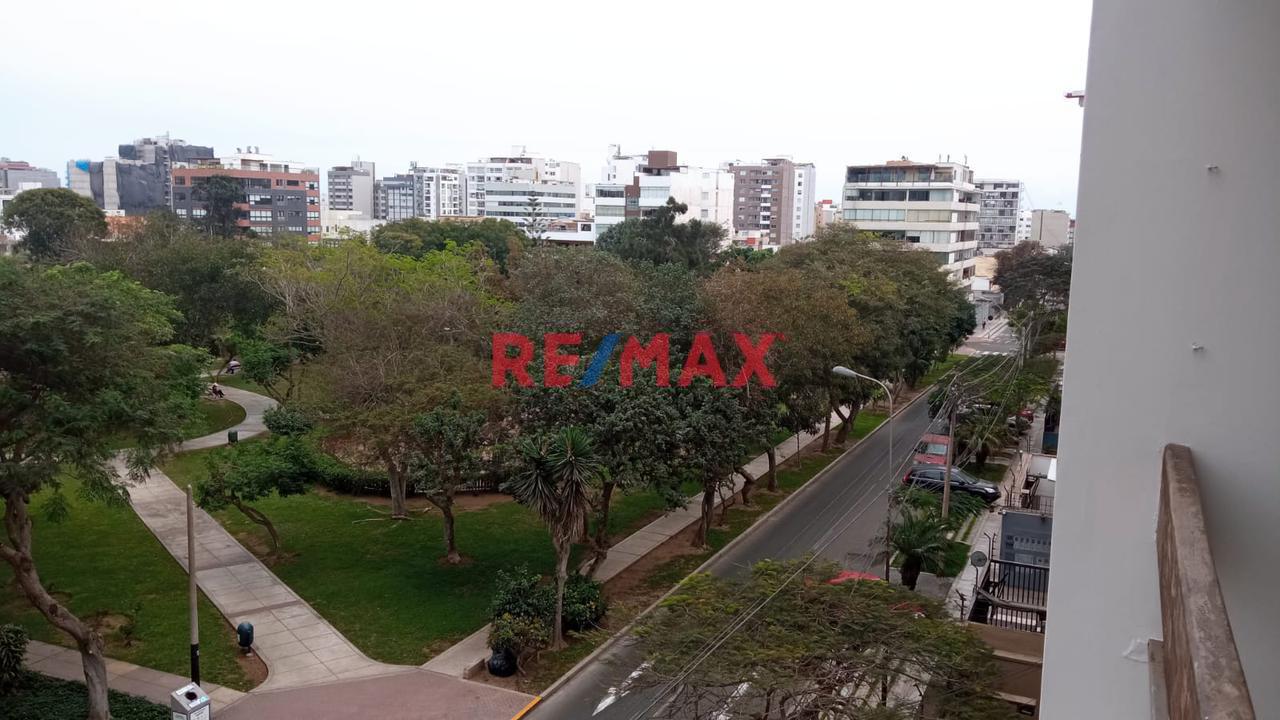 Alquilo Departamento De 3 Dormitorios 106 M2 En Miraflores