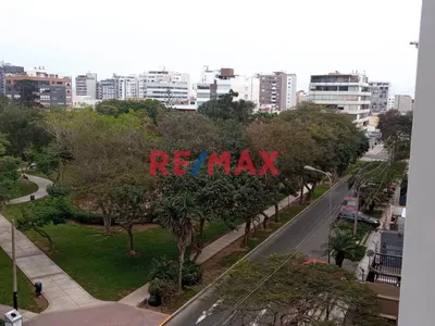 Alquilo Departamento De 3 Dormitorios 106 M2 En Miraflores