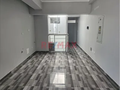 Oficina Comercial En Alquiler Cerca Al Mall Porongoche
