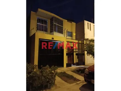 Moderna Casa En Venta En Santa Maria Ii Etapa - Carabayllo