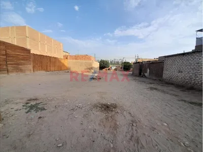 Ocasión Terreno En Avenida 300 M2 En Carabayllo