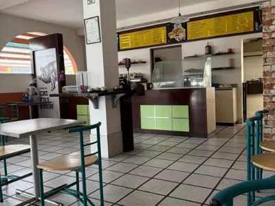 Venta de Local Comercial en Chorrillos - Lima 6 Dormitorios 