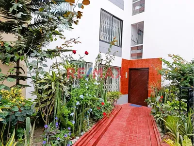 ✨🔑 ¡El Hogar Que Estas Buscando En Magdalena Del Mar! Departamento En Primer Piso Con 3 Habitaciones Y Cochera