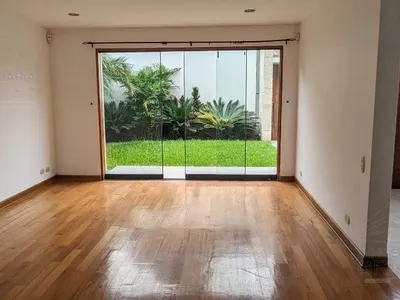 Casa en venta · Rapallo al 200, La Molina · 230 m², 3 dorm.