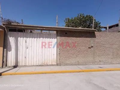 Venta Casa En Casco Con Gran Potencial De Ampliación