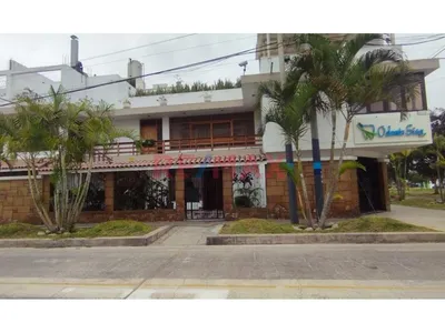 Alquilo Local Comercial U Oficina  En Piso 2 En Misma Avenida Dominicos