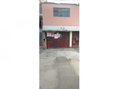 Venta de Casa en Los Olivos - Lima 3 Dormitorios 