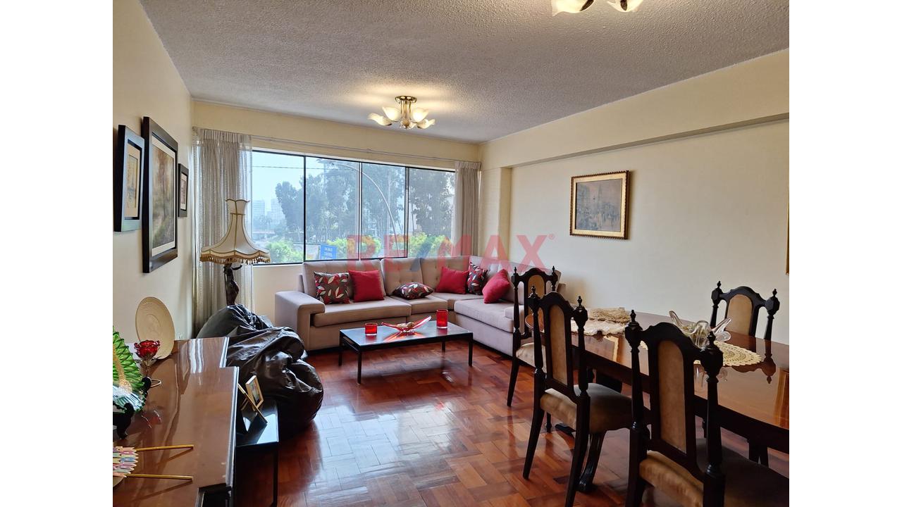 Vendo Departamento Con Vista Al Mar De 125M² - Barranco