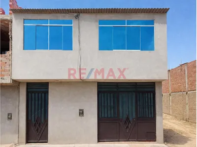 Casa En Venta 2 Pisos - La Victoria