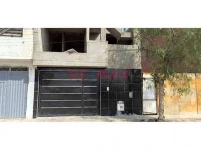 Venta de Casa en Puente Piedra - Lima 4 Dormitorios