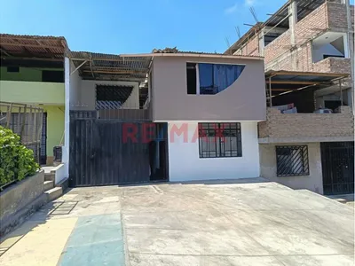 Se Vende Casa De 2 Pisos De 160 M2 En Us$ 139,332.00 A Una Cuadra De Av. Miguel Iglesias En San Juan De Miraflores.