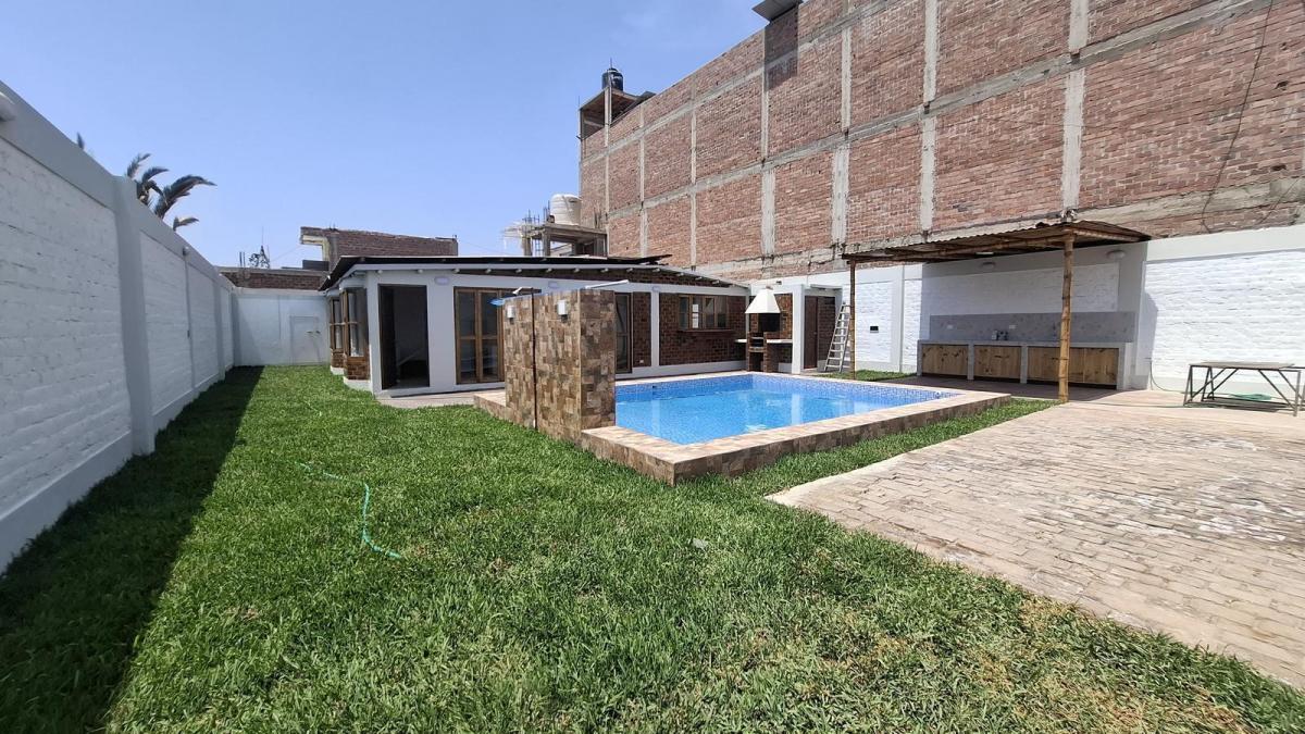 Venta de Casa en Lurín - Lima 3 Dormitorios 