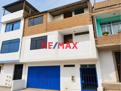 Casa 03 Pisos - Gran Oportunidad De Inversión Vivienda, Alquileres, Kinder - Ate (Huaycan)