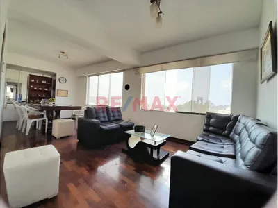 🏡✨ ¡Amplio Departamento En Venta En Surco! ✨🏡