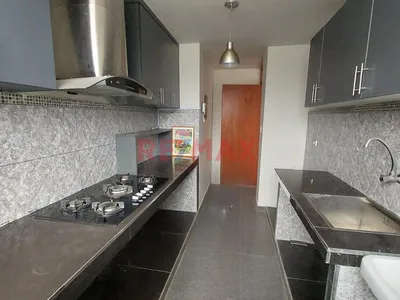 Departamento en venta · Condominio el Pinar, Comas · 65 m², 3 dorm.