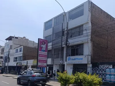 Alquiler de Local Comercial en Los Olivos - Lima 0 Dormitorio 