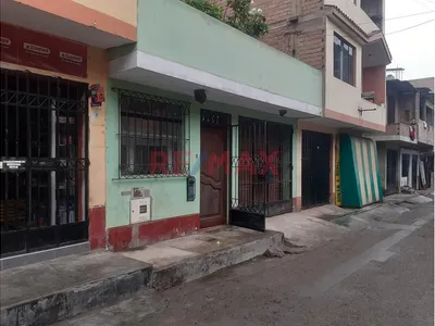 Se Vende Casa En Ocasion San Juan De Lurigancho Ah 10 De Octubre