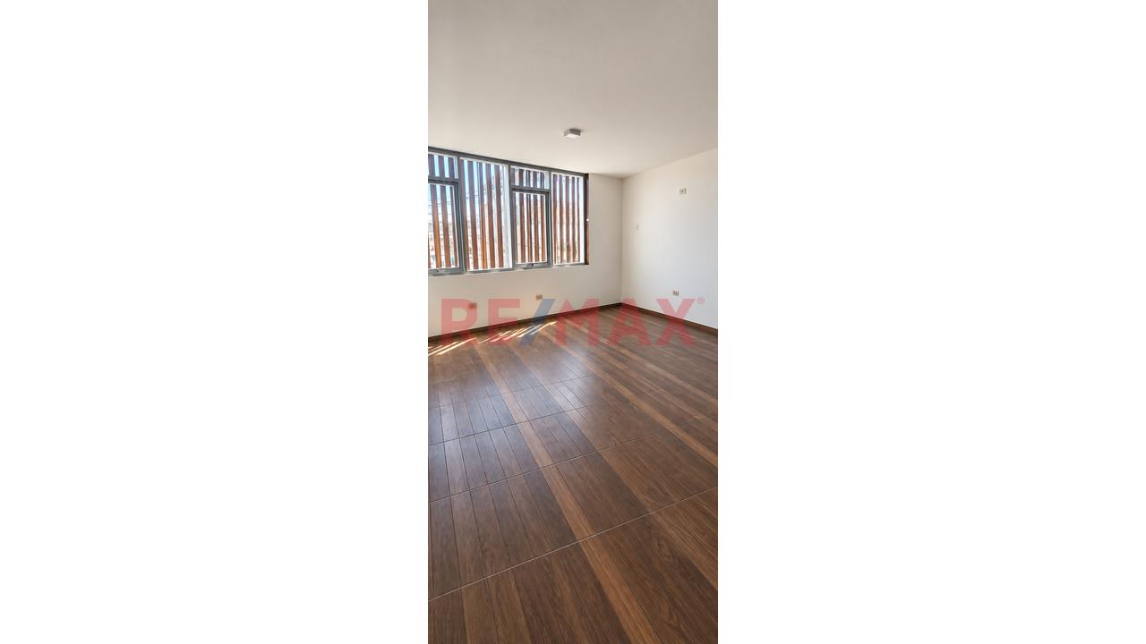 Alquilo Local En 2Do Piso - Socabaya