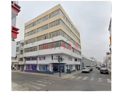 Edificio En Alquiler En El Centro Histórico De Trujillo – Ubicación Estratégica Para Su Empresa