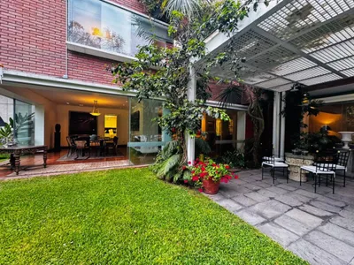 Venta de Casa en San Isidro - Lima 3 Dormitorios