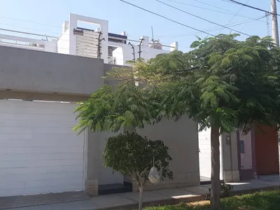 ¡Hermosa Casa 208 M² En La Mejor Zona De Huacho