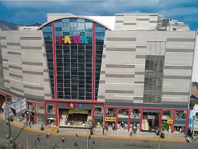 Venta de Local Comercial en La Victoria - Lima