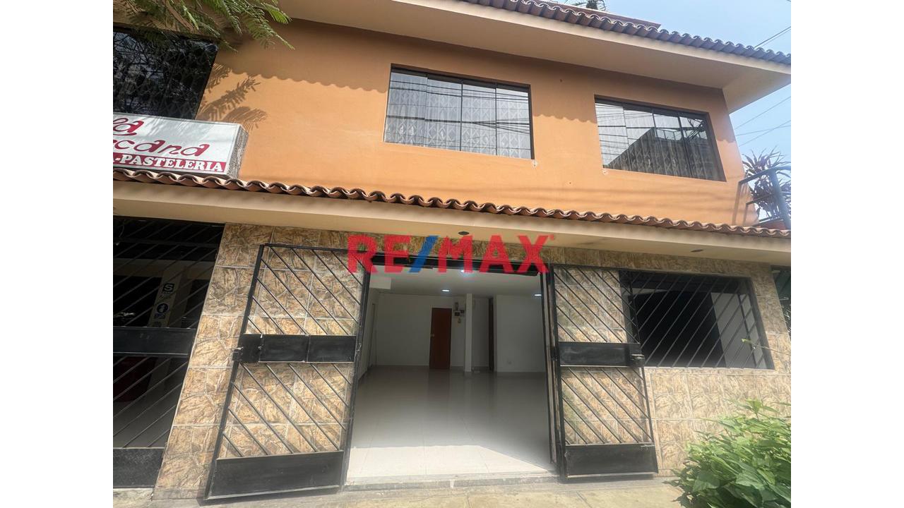 Se Alquila Local En Sagitario Surco