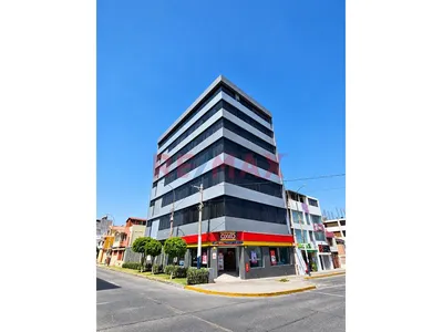 Alquiler De Oficinas En Av. Metropolitana