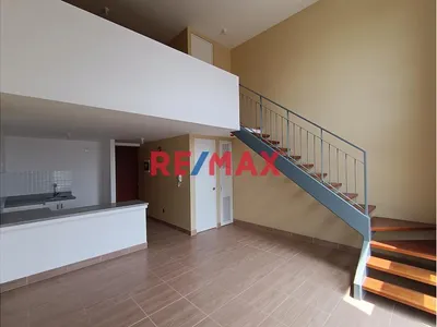 Moderno Departamento Loft De 2 Niveles En Alquiler A Pasos Del Mall De Comas