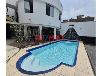 ¡Tu Paraíso Espera! Alquiler De 3 Casas De Playa En San Bartolo Dentro De Un Condominio
