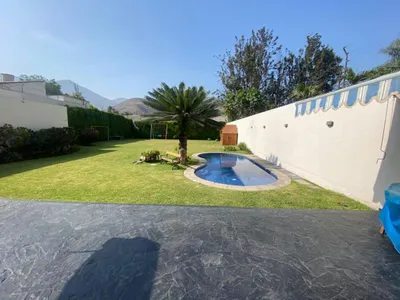 Casa en venta · Los Portales, La Molina · 733 m², 4 dorm.