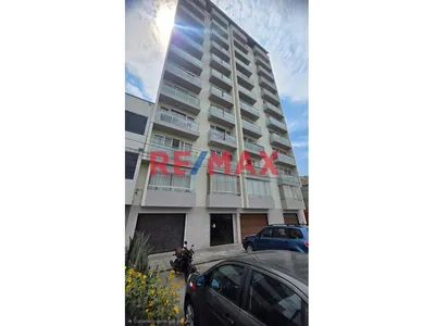 Venta De Departamento De Estren0 Ate