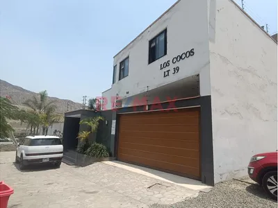 Vendo Casa 2 Pisos En Los Cocos La Planicie Cieneguilla, La Quebrada. 500M2, Dos Pisos, Areas Verdes, Piscina, Cocheras. 27 De Frente.